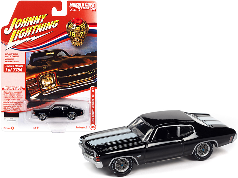 1971 Chevrolet Chevelle SS 454 Tuxedo Black with White Stripes "Class of 1971" Limited Edition to 7754 pieces Worldwide "Muscle Cars USA" Series 1/64 Diecast Model Car by Johnny Lightning Automotive