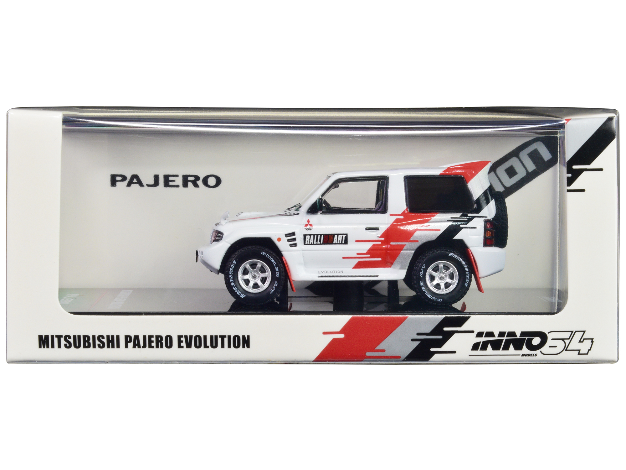 Mitsubishi Pajero Evolution RHD (Right Hand Drive) White