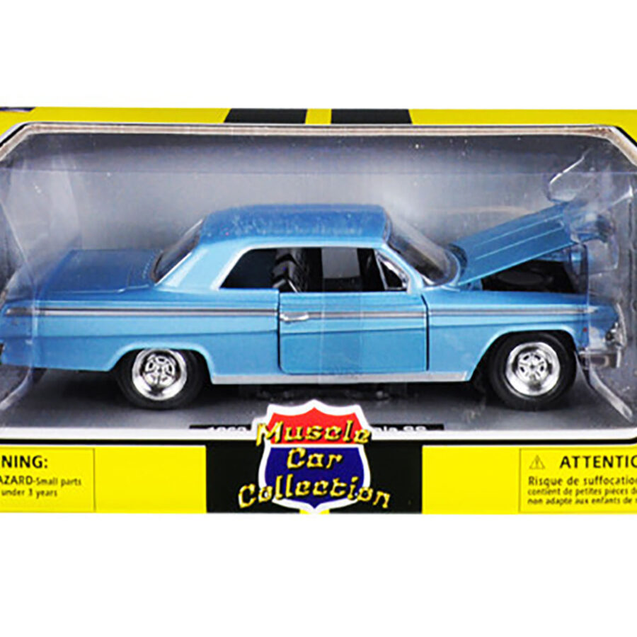 1962 Chevrolet Impala SS Blue 1/25 Diecast Model Car by New Ray Automotive