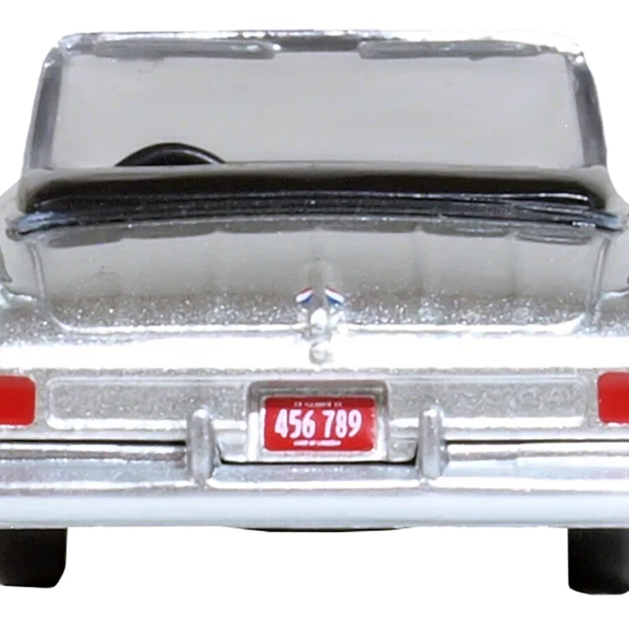 1961 Chrysler 300G Convertible Sheffield Silver Metallic 1/87 (HO) Scale Diecast Model Car by Oxford Diecast Automotive