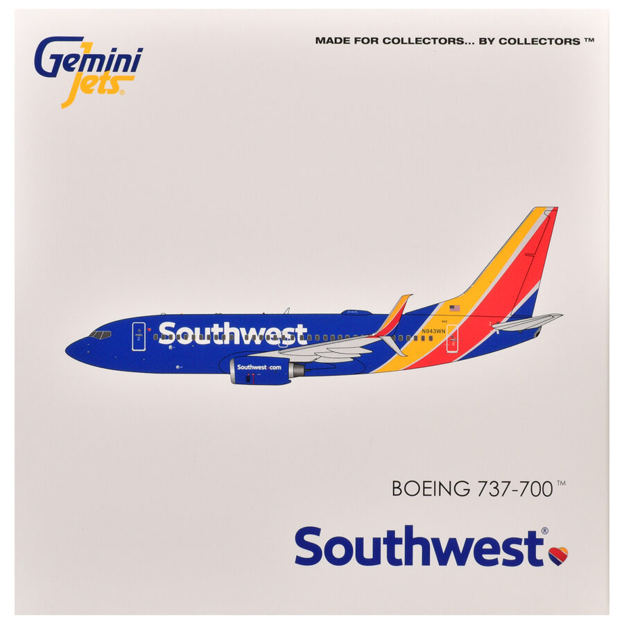 Boeing 737-700 Commercial Aircraft "Southwest Airlines" (N943WN) Blue with Striped Tail 1/400 Diecast Model Airplane by GeminiJets Automotive