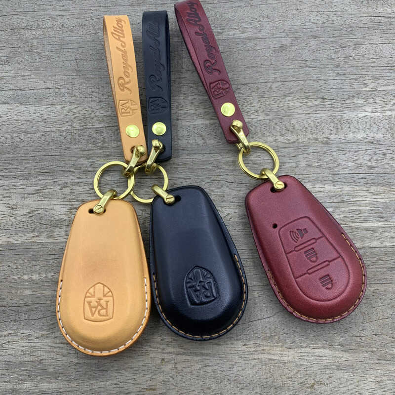 Royal Alloy Key Case – Handmade Leather Cover for 2024 GT150 and GT300 Scooters | Vintage Custom Colors Italian GP - Monza Track Art