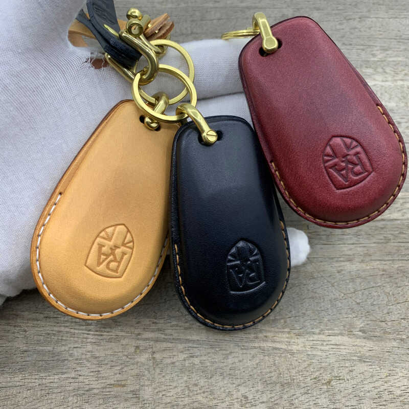 Royal Alloy Key Case – Handmade Leather Cover for 2024 GT150 and GT300 Scooters | Vintage Custom Colors Italian GP - Monza Track Art