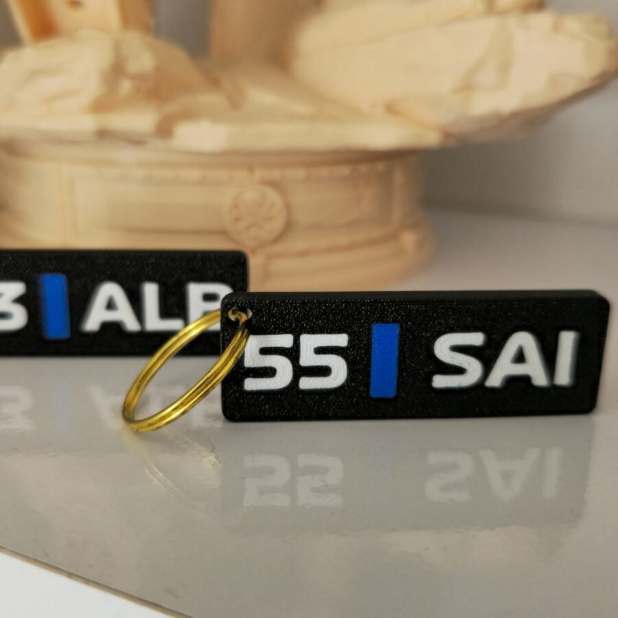 Formula 1 2025 Keychain Team Set F1 Gift for Fans McLaren Ferrari Red Bull F1 Car Key Ring F1 Jackets