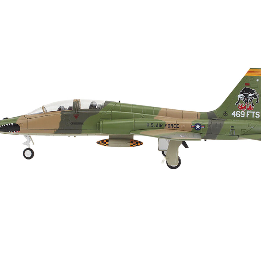 Northrop T-38C Talon Aircraft "66-4343 469th FTS Fort Worth Area" (2020) United States Air Force "Air Power Series" 1/72 Diecast Model by Hobby Master Automotive