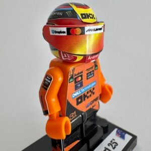 F1 Minifigure Oscar Piastri 2025 formula 1 grand prix pilota driver minifigure from the Brawn GP store collection.