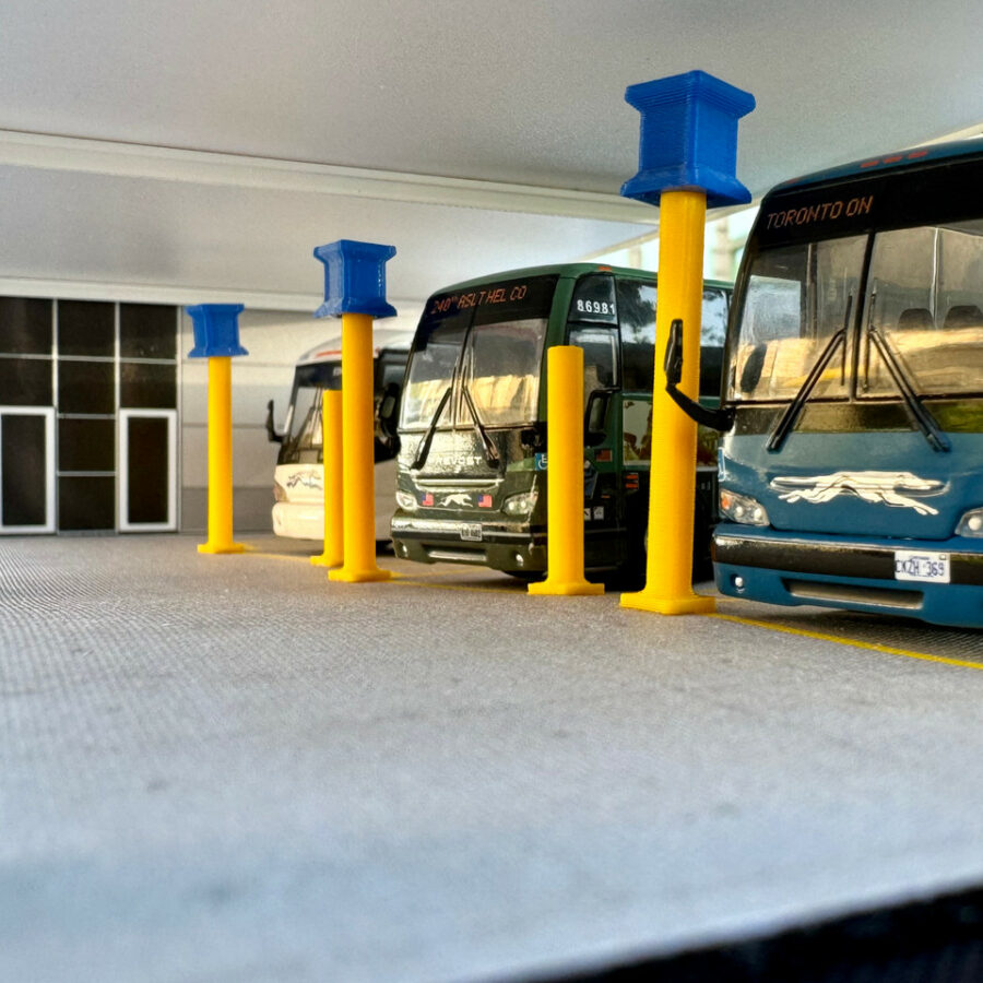 Greyhound Bus Station Diorama EZ Assembly Kit 1/87 (HO) Model by Iconic Replicas Automotive
