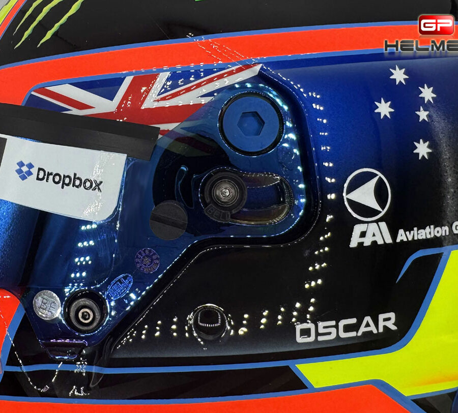 Oscar Piastri 2025 F1 Replica Helmet Mc Laren F1 F1 Collectibles