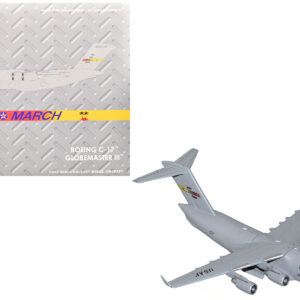 McDonnell Douglas C-17 Globemaster III Transport Aircraft "452nd AMW March ARB" United States Air Force "Gemini Macs" Series 1/400 Diecast Model Airplane by GeminiJets Automotive by Diecast Mania