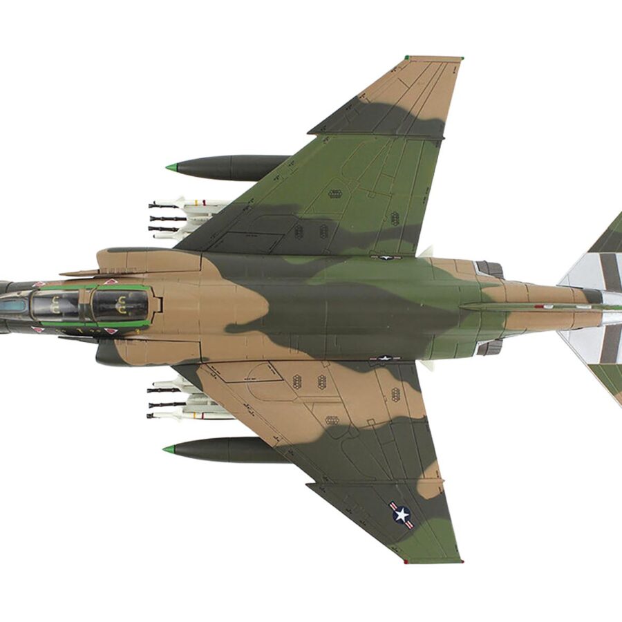 McDonnell Douglas F-4D Phantom II Fighter-Bomber Aircraft "66-7463 MiG Killer 665th TFS 432nd TRW Thailand" (1972) United States Air Force "Air Power Series"  1/72 Diecast Model by Hobby Master Automotive