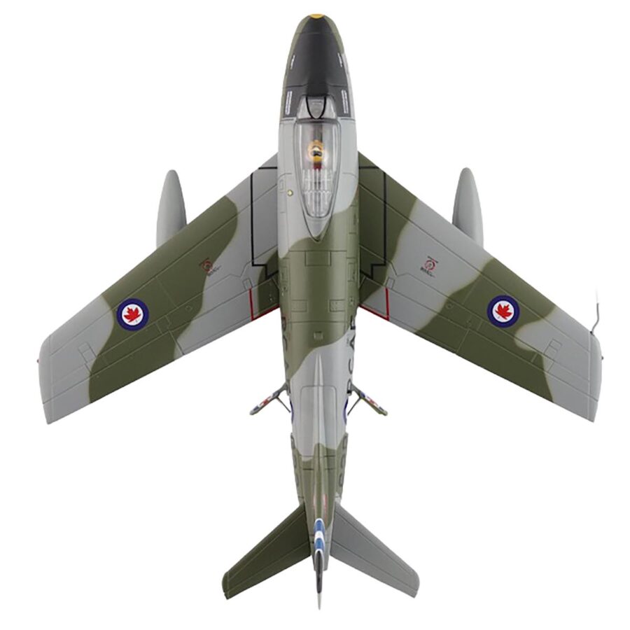 Canadair Sabre Mk.6 Fighter Aircraft "23622 430 Squadron" (1950s) Royal Canadian Air Force "Air Power Series" 1/72 Diecast Model by Hobby Master Automotive