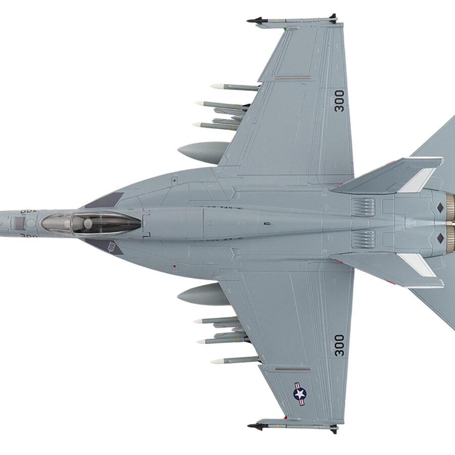 Boeing F/A-18E Super Hornet Fighter Aircraft "168910 Golden Warriors VFA-87 Operation Inherent Resolve" (2017) United States Navy "Air Power Series" 1/72 Diecast Model by Hobby Master Automotive