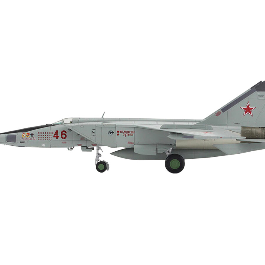 Mikoyan-Gurevich MiG-25RBT Aircraft "Red 46 47th Guards Reconnaissance Aviation Regiment 2nd Squadron" (2001) Russian Air Force "Air Power Series" 1/72 Diecast Model by Hobby Master from the Automotive store collection.