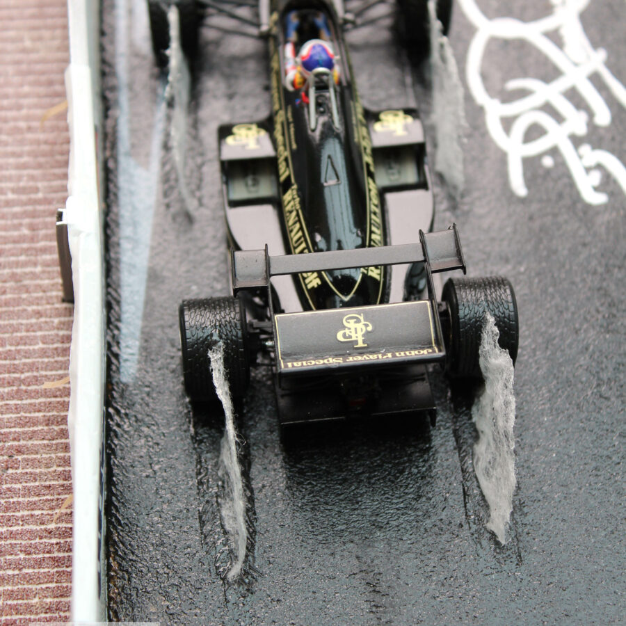 “Street Fighter” – Limited Edition Signed Diorama – Nigel Mansell CBE – Lotus Renault 95t, Monaco 1984 F1 Jackets