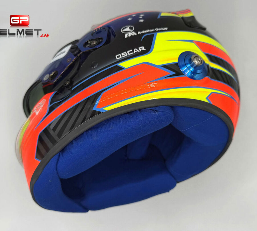 Oscar Piastri 2025 F1 Replica Helmet Mc Laren F1 F1 Collectibles