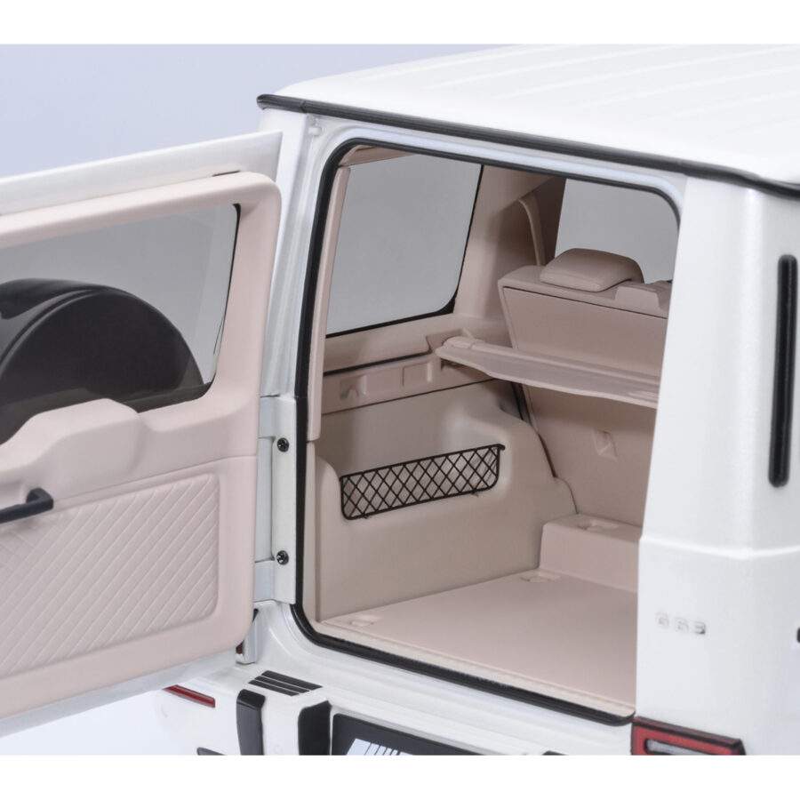 2019 Mercedes-Benz AMG G63 Brilliant White Metallic 1/18 Model Car by Autoart Automotive