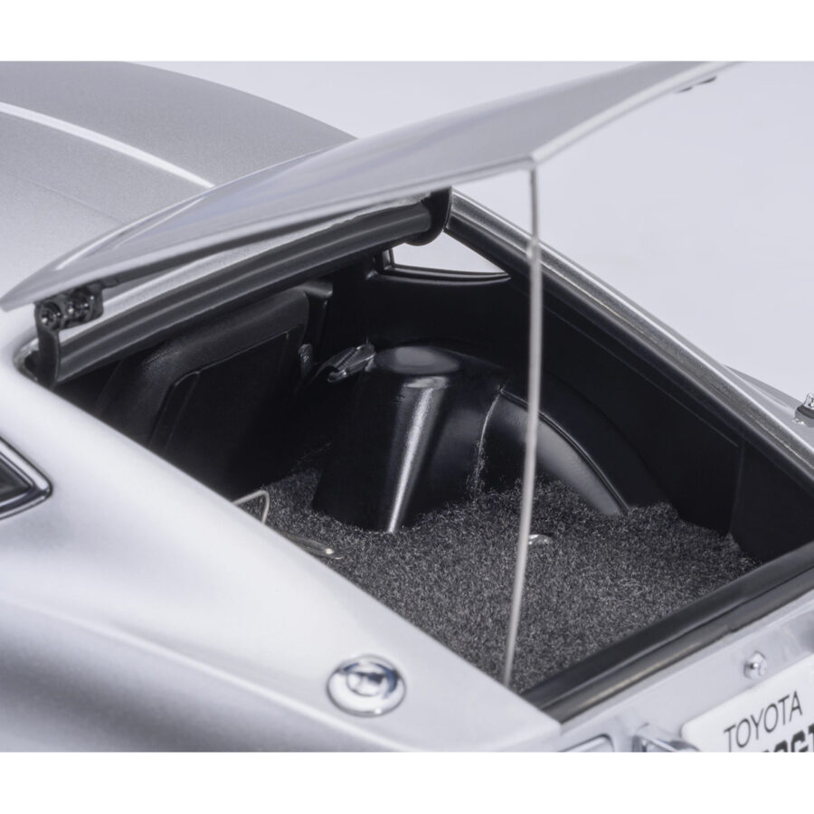 1967 Toyota 2000GT RHD (Right Hand Drive) Silver Metallic 1/18 Model Car by Autoart Automotive