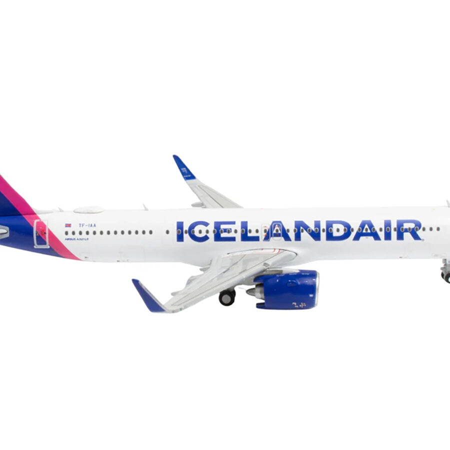 Airbus A321neo Commercial Aircraft "Icelandair" (TF-IAA) White with Blue and Pink Tail 1/400 Diecast Model Airplane by GeminiJets Automotive