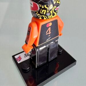 F1 Minifigure Lando Norris 2025 Bahrain GP McLaren black helmet from the Max Verstappen store collection.