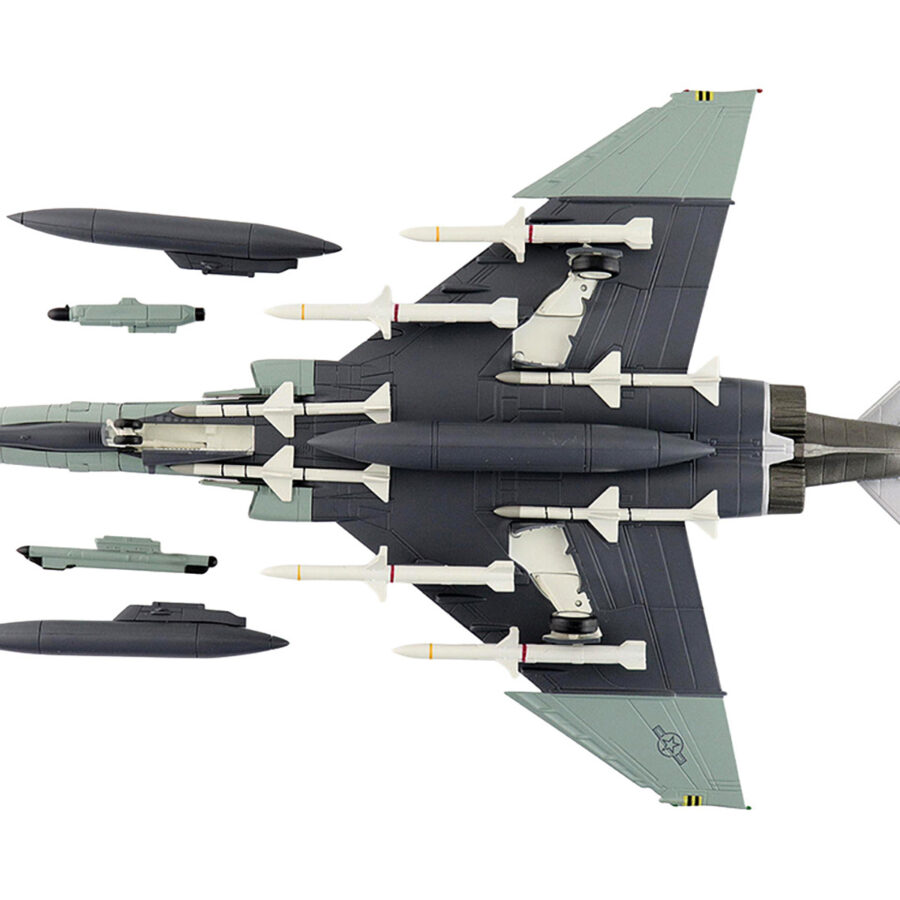 McDonnell Douglas F-4G Phantom II Fighter-Bomber Aircraft "Wild Weasels 69-7253 561st TFS 35th TFW George AFB" (1991) United States Air Force "Air Power Series" 1/72 Diecast Model by Hobby Master Automotive